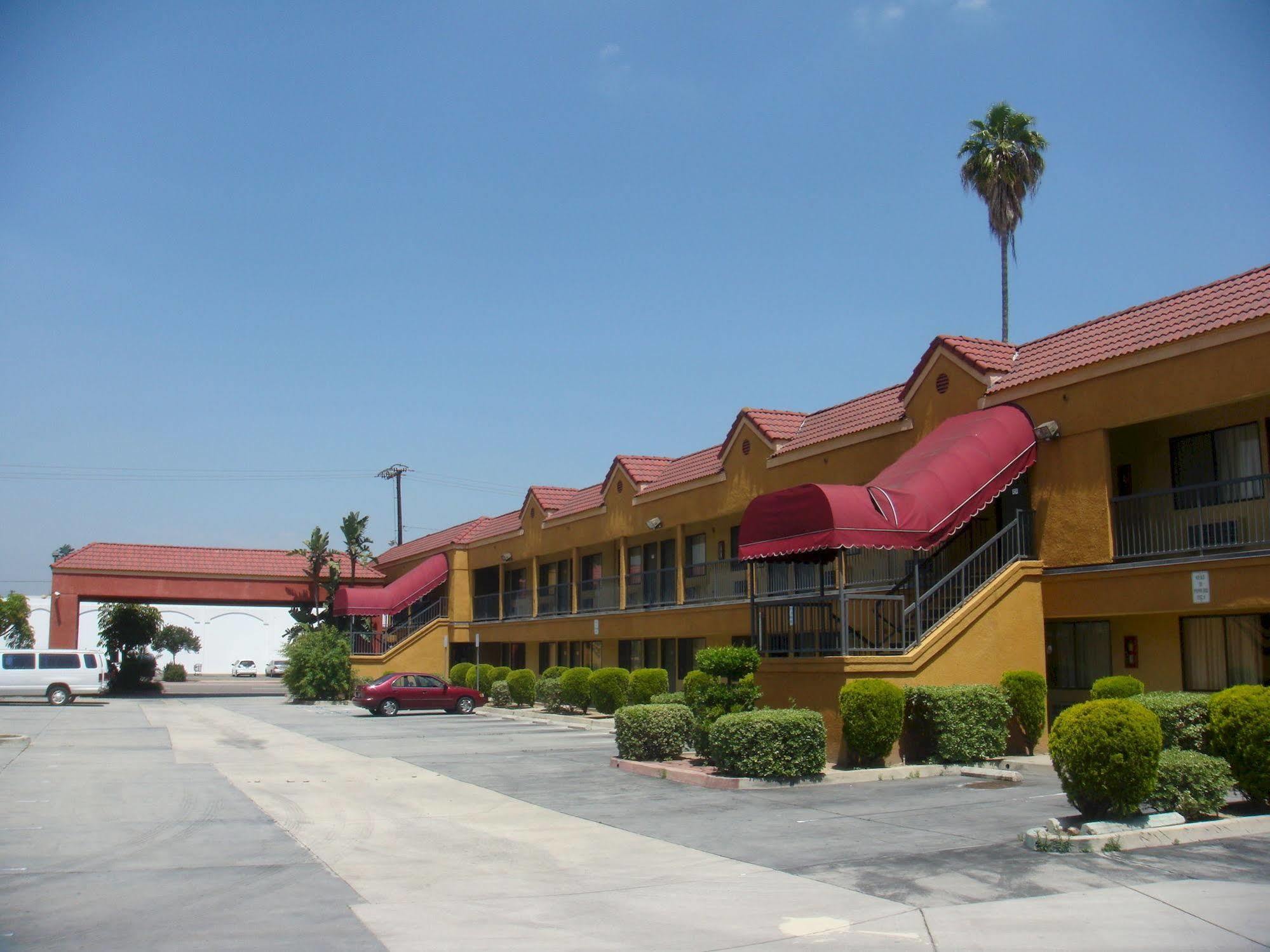 Budget Inn La Puente Exterior foto