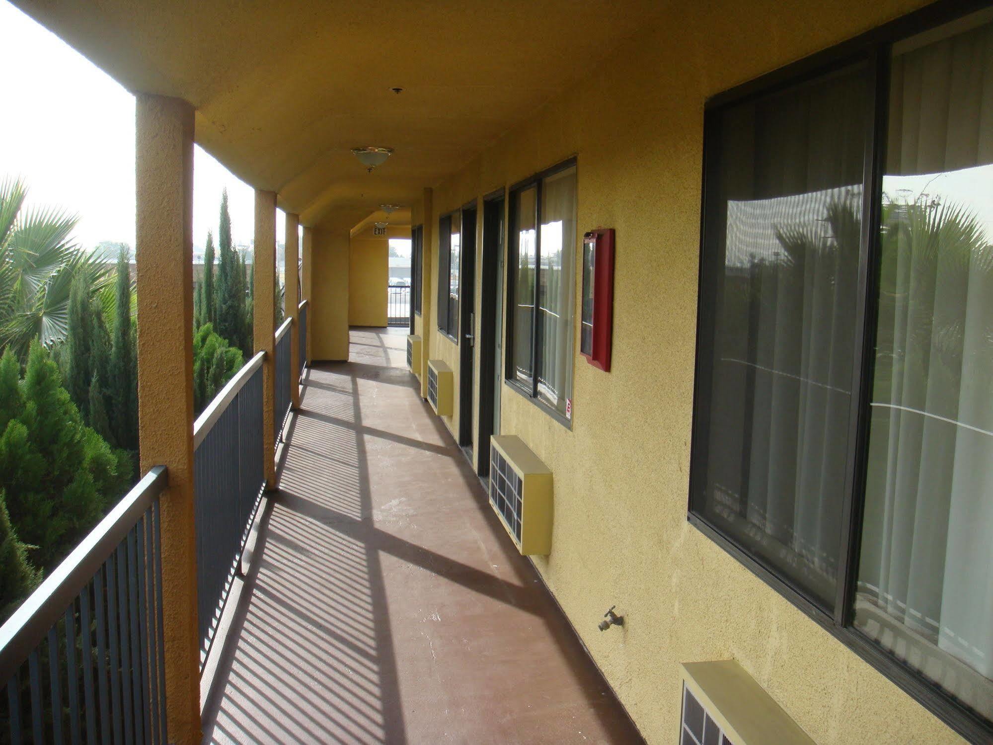 Budget Inn La Puente Exterior foto