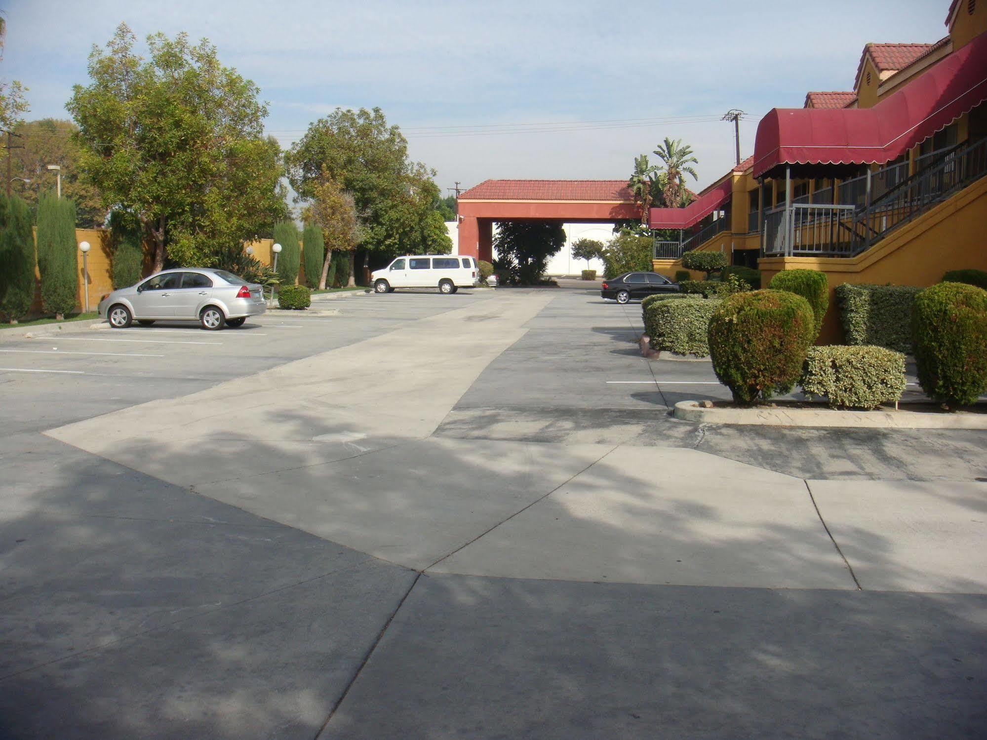 Budget Inn La Puente Exterior foto